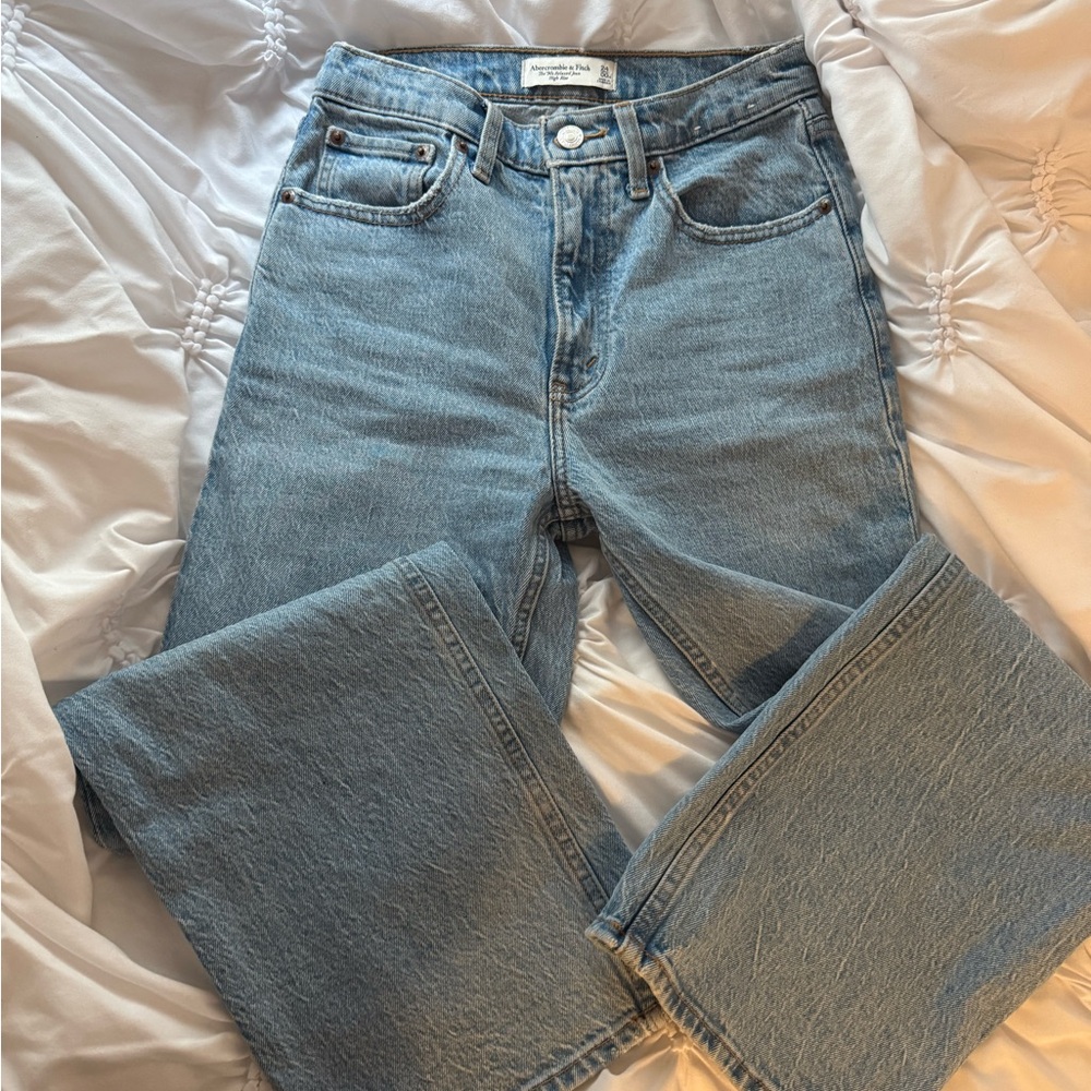 90’s Relaxed High Rise - 24 XSHORT